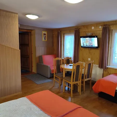 Pod Debem Отель типа 