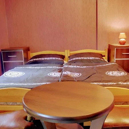 Pod Debem Отель типа 