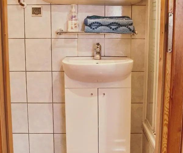 Pod Debem Отель типа 