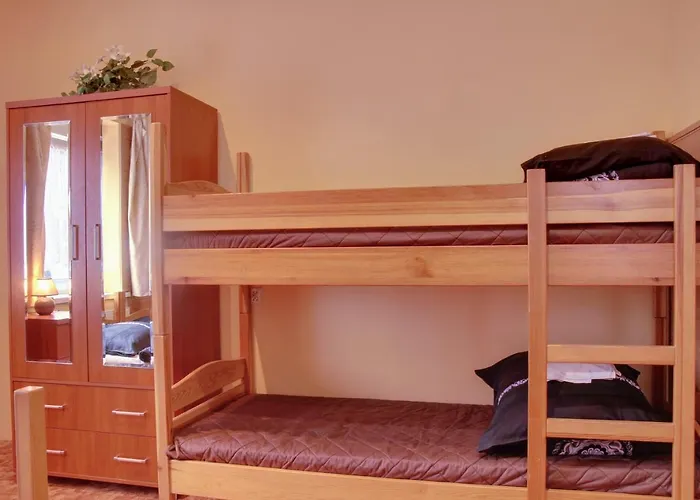 Pod Debem Отель типа 